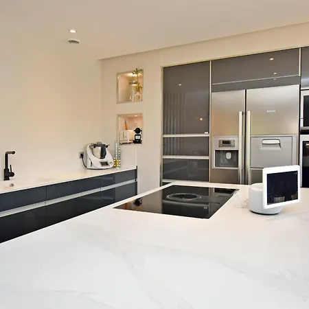 Miluva - Maison Climatisee Avec Piscine *