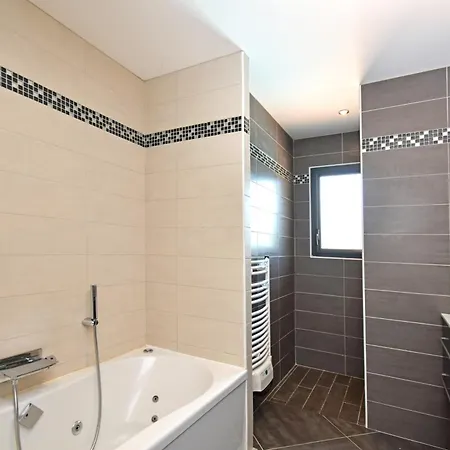 Miluva - Maison Climatisee Avec Piscine *