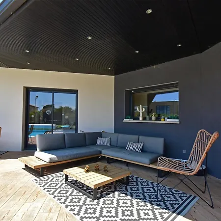 Miluva - Maison Climatisee Avec Piscine 펜션 Lapeyrouse-Fossat