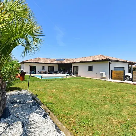 Casa de Férias Miluva - Maison Climatisee Avec Piscine